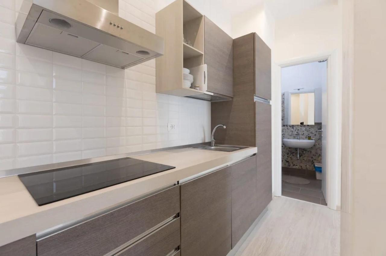 Quiet With Large Terrace In Spanish Steps Area Rom